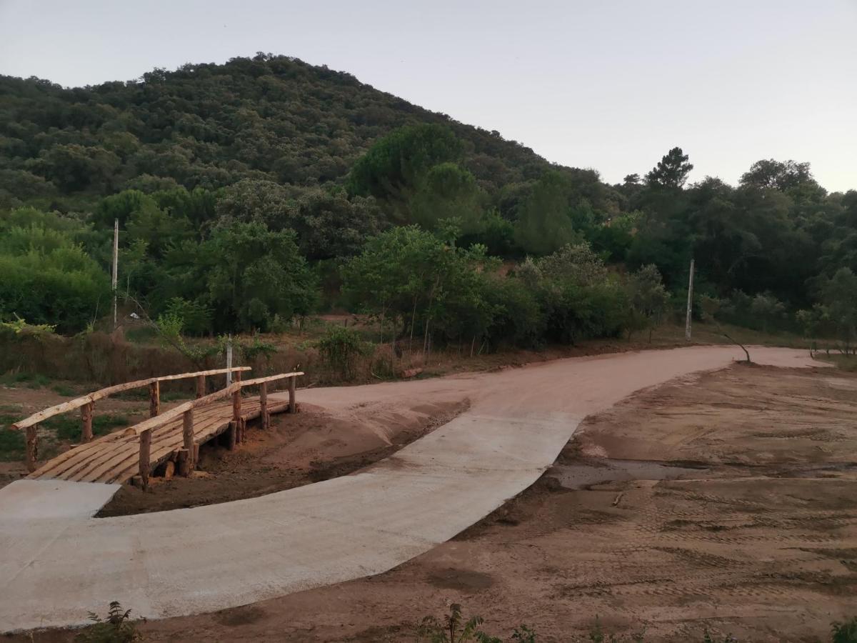 Finca Rural Labriega Del Hueznar กาซาญา เดลา เซียร์รา ภายนอก รูปภาพ